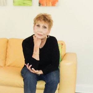 Meet your Posher, Liz